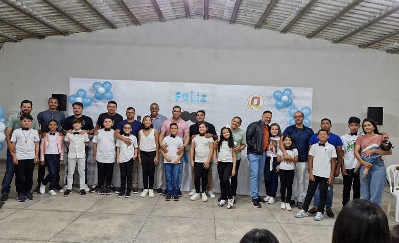 Relembrando a comemoração do Dia dos Pais do Colégio Quinze. Que possamos guardar esses momentos no coração para sempre! 💙 #PaiQuinze💙